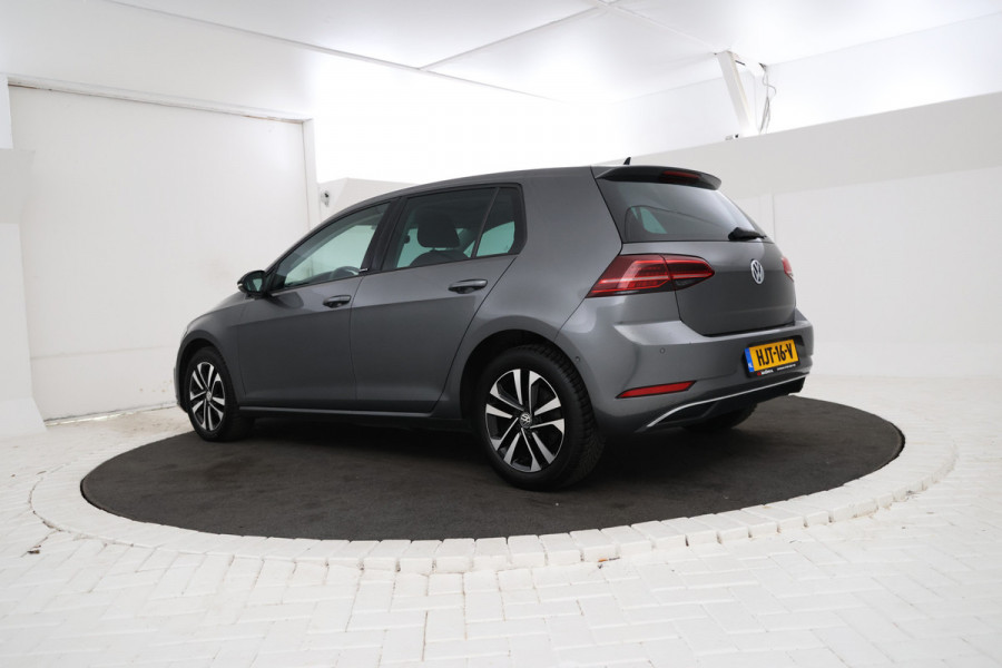 Volkswagen Golf 1.0 TSI Comfortline 5 Deurs, Apple carplay, Adaptive cruise, Climate,