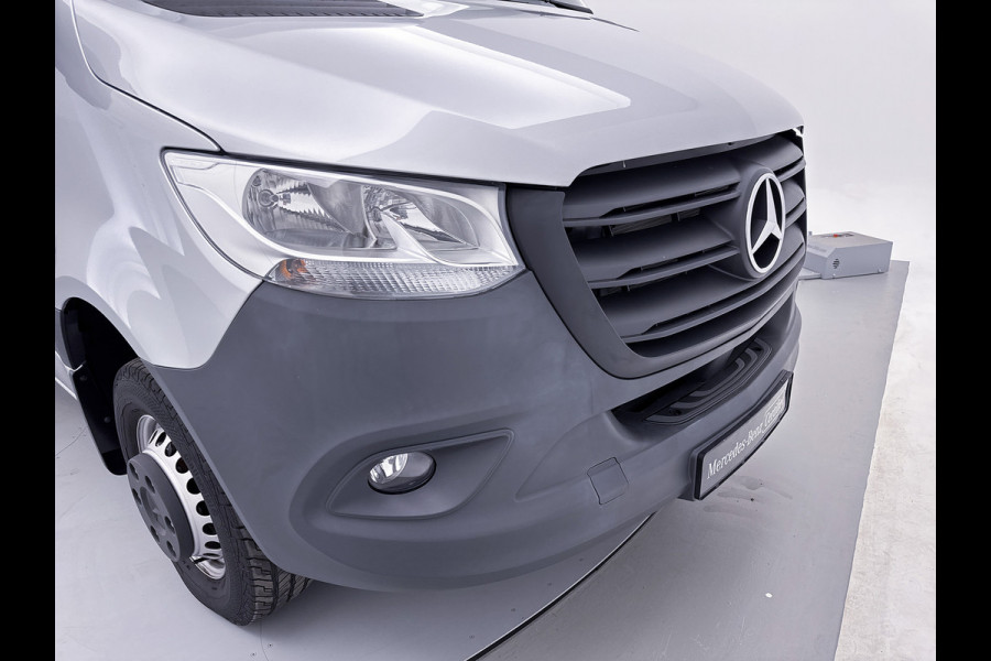 Mercedes-Benz Sprinter 517 1.9 CDI L3 RWD Bakwagen met Dhollandia Laadklep 1000KG 24 Maanden Certified Garantie Nieuw direct leverbaar zilvergijs