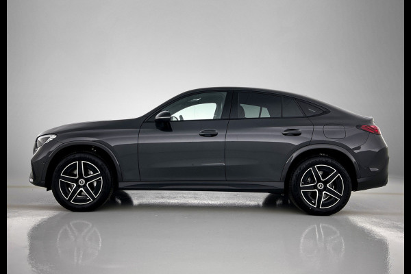 Mercedes-Benz GLC 300 e 4MATIC AMG Line | 5 spaaks lichtmetalen velgen | Navigatie | Parking support met camera | Alarm klasse 3 | Trekhaak elekt wegklapbaar | Distronic | Inclusief 24 maanden MB Certified garantie voor Europa.