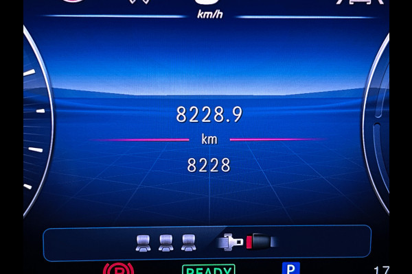 Mercedes-Benz GLC 300 e 4MATIC AMG Line | 5 spaaks lichtmetalen velgen | Navigatie | Parking support met camera | Alarm klasse 3 | Trekhaak elekt wegklapbaar | Distronic | Inclusief 24 maanden MB Certified garantie voor Europa.