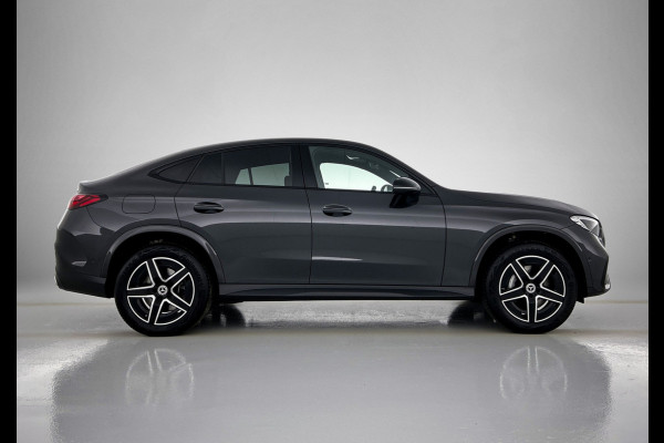Mercedes-Benz GLC 300 e 4MATIC AMG Line | 5 spaaks lichtmetalen velgen | Navigatie | Parking support met camera | Alarm klasse 3 | Trekhaak elekt wegklapbaar | Distronic | Inclusief 24 maanden MB Certified garantie voor Europa.