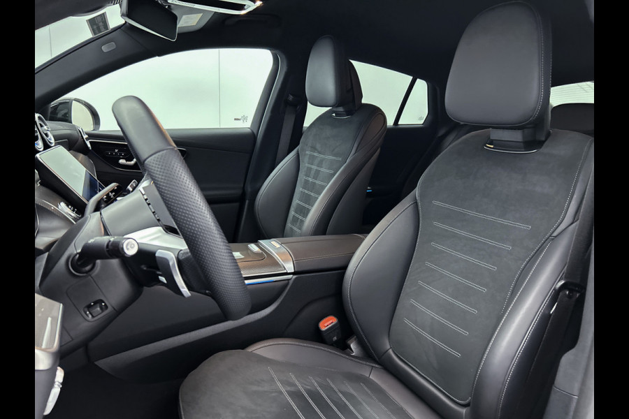 Mercedes-Benz GLC 300 e 4MATIC AMG Line | 5 spaaks lichtmetalen velgen | Navigatie | Parking support met camera | Alarm klasse 3 | Trekhaak elekt wegklapbaar | Distronic | Inclusief 24 maanden MB Certified garantie voor Europa.
