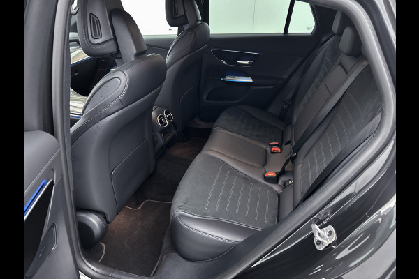 Mercedes-Benz GLC 300 e 4MATIC AMG Line | 5 spaaks lichtmetalen velgen | Navigatie | Parking support met camera | Alarm klasse 3 | Trekhaak elekt wegklapbaar | Distronic | Inclusief 24 maanden MB Certified garantie voor Europa.