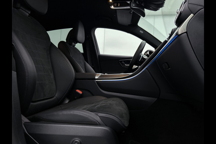Mercedes-Benz GLC 300 e 4MATIC AMG Line | 5 spaaks lichtmetalen velgen | Navigatie | Parking support met camera | Alarm klasse 3 | Trekhaak elekt wegklapbaar | Distronic | Inclusief 24 maanden MB Certified garantie voor Europa.