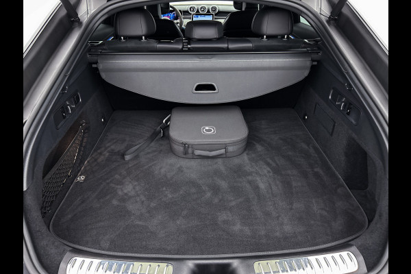 Mercedes-Benz GLC 300 e 4MATIC AMG Line | 5 spaaks lichtmetalen velgen | Navigatie | Parking support met camera | Alarm klasse 3 | Trekhaak elekt wegklapbaar | Distronic | Inclusief 24 maanden MB Certified garantie voor Europa.