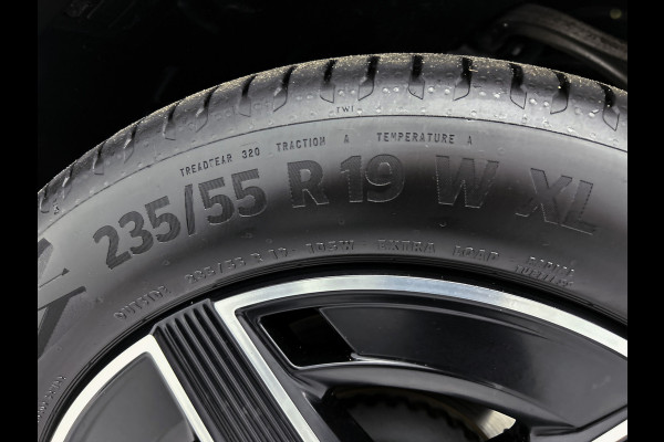 Mercedes-Benz GLC 300 e 4MATIC AMG Line | 5 spaaks lichtmetalen velgen | Navigatie | Parking support met camera | Alarm klasse 3 | Trekhaak elekt wegklapbaar | Distronic | Inclusief 24 maanden MB Certified garantie voor Europa.
