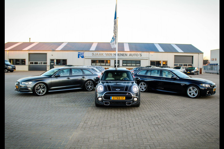 Audi A6 Avant 55 TFSI e Quattro Competition S line Edition 367pk Automaat|Kuipstoelen|Panoramadak|Virtual Cockpit|LED Matrix|Black