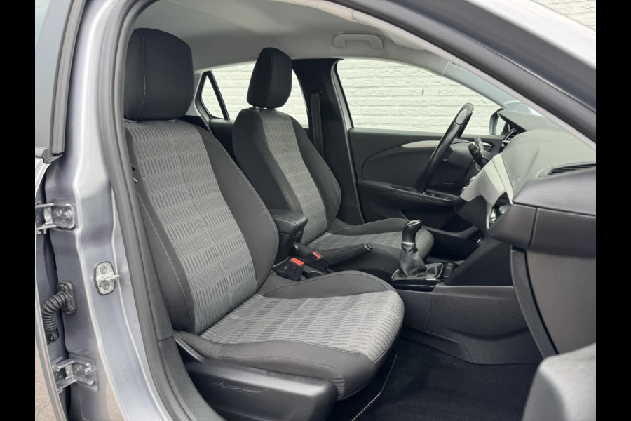 Opel Corsa 1.2 Edition Navigatie Cruise Carplay Lm velgen Airco Goed onderhouden!
