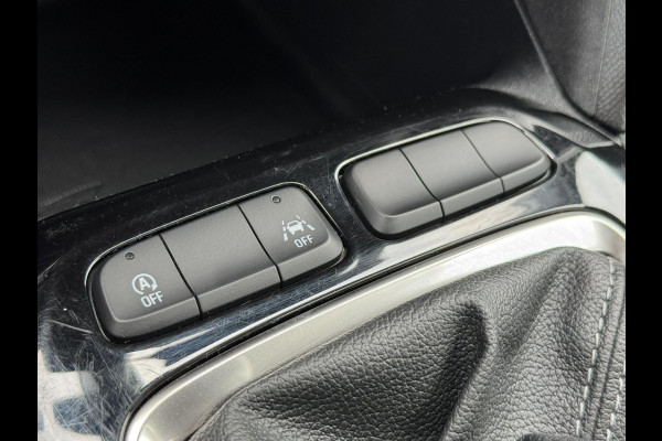 Opel Corsa 1.2 Edition Navigatie Cruise Carplay Lm velgen Airco Goed onderhouden!