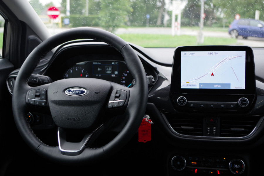 Ford Puma 1.0 EcoBoost Hybrid 125 PK Titanium X, Winterpakket, Climate Control, Navigatie