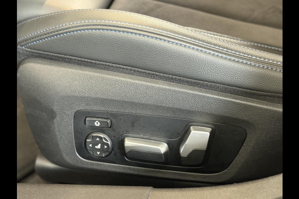 BMW 3 Serie Touring 330e High Executive M-Sport|HUD|Ad.Cruise|El.Trekhaak|HIFI|19"