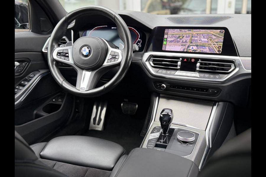 BMW 3 Serie Touring 330e High Executive M-Sport|HUD|Ad.Cruise|El.Trekhaak|HIFI|19"
