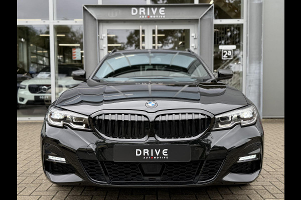 BMW 3 Serie Touring 330e High Executive M-Sport|HUD|Ad.Cruise|El.Trekhaak|HIFI|19"