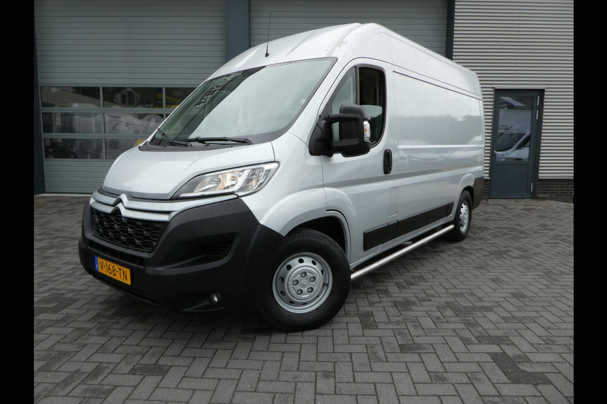 Citroën Jumper 35 2.0 BlueHDi 163pk, Euro 6, L2H2, Airco, Navigatie, Camera, 3-Zits. Citroën Jumper 35 2.0 BlueHDi 163pk, Euro 6, L2H2, Airco, Navigatie, Camera, 3-Zits.