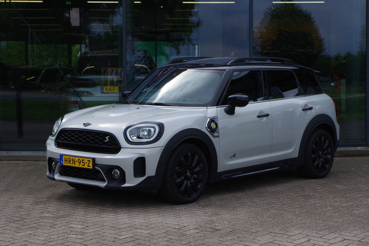 MINI Countryman 2.0 Cooper S E 225 PK ALL4 MINI Yours, Panoramadak, Leder, Adap. Cruise Control, Carplay MINI Countryman 2.0 Cooper S E 225 PK ALL4 MINI Yours, Panoramadak, Leder, Adap. Cruise Control, Carplay