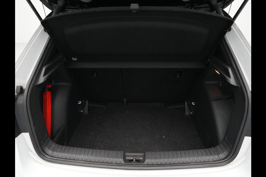 Škoda Fabia 1.0 TSI 95pk Monte Carlo Navi via App Cruise Pdc 297