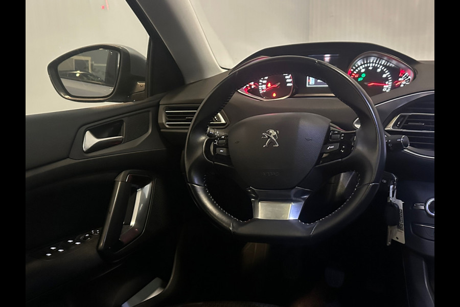 Peugeot 308 SW 1.2 PureTech Blue Lease Executive TREKHAAK