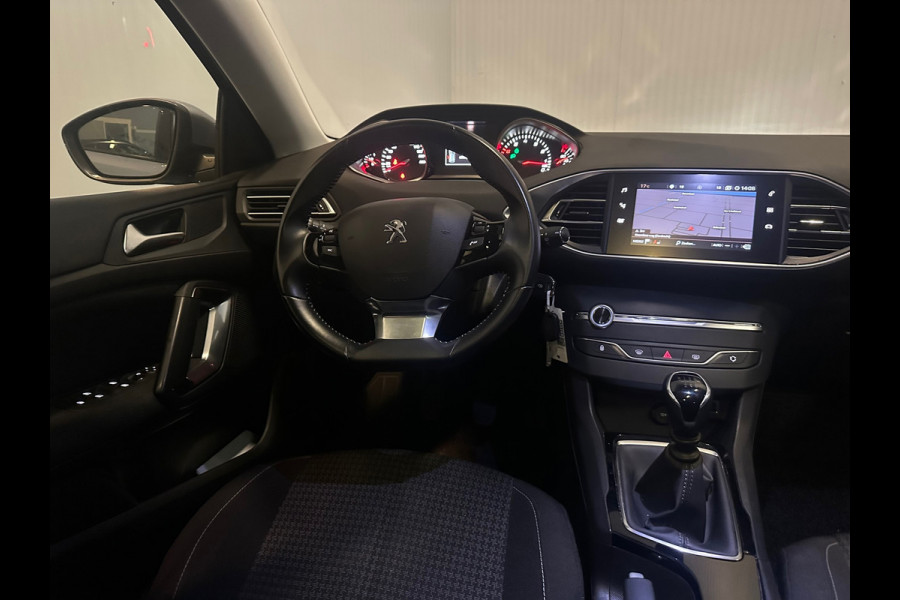 Peugeot 308 SW 1.2 PureTech Blue Lease Executive TREKHAAK