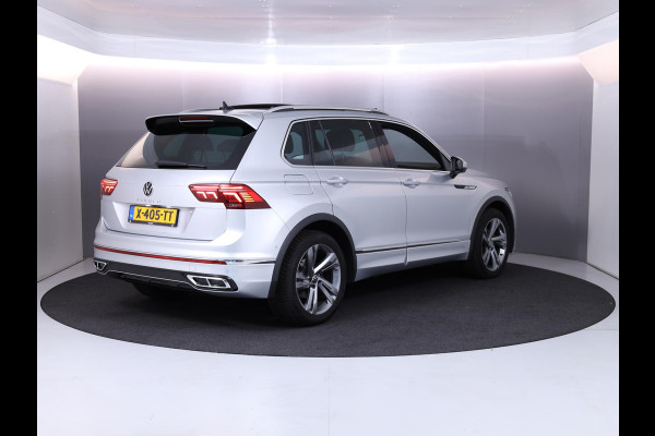 Volkswagen Tiguan 1.5 TSI R-Line Business 150 pk Automaat (DSG) | Verlengde garantie | Navigatie | Panoramadak | Elektr. trekhaak | Parkeersensoren (Park assist) | Achteruitrijcamera | R-Line |