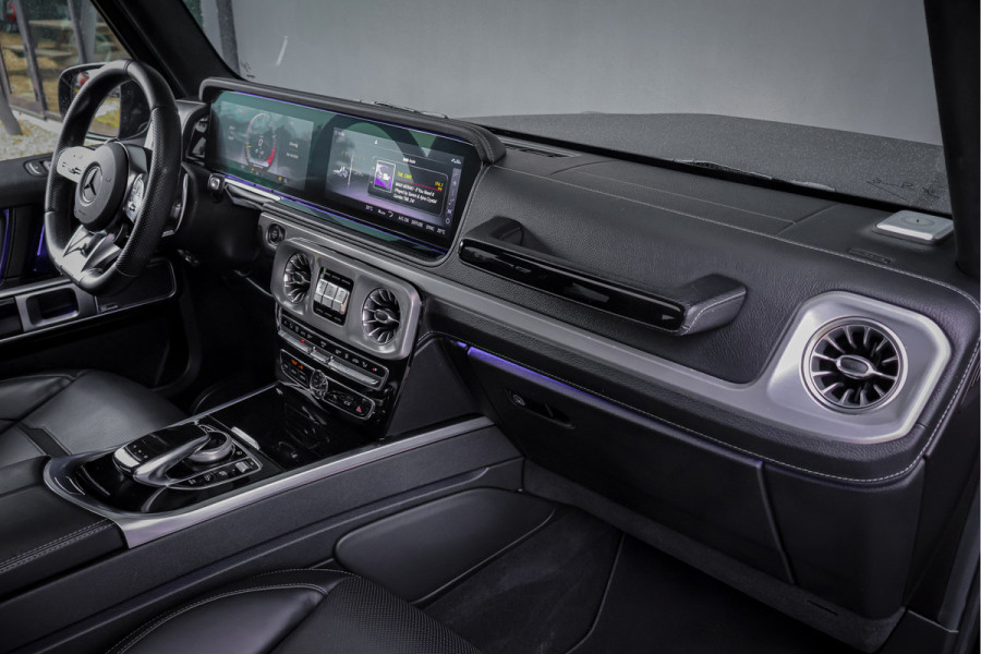 Mercedes-Benz G-Klasse 63 AMG KLASSE | MASSAGE | ADAPTIVE CRUISE | STOELVERKOELING & VERWARMING | PANORAMADAK | TREKHAAK | BURMESTER | SFEERVERLICHTING G63