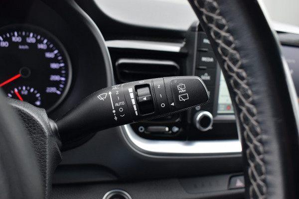Kia Stonic 1.0 T-GDi DynamicPlusLine | Trekhaak | Apple CarPlay | Camera | Climate