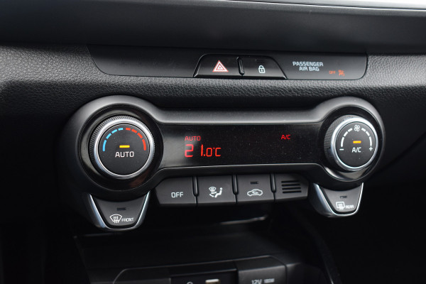 Kia Stonic 1.0 T-GDi DynamicPlusLine | Trekhaak | Apple CarPlay | Camera | Climate