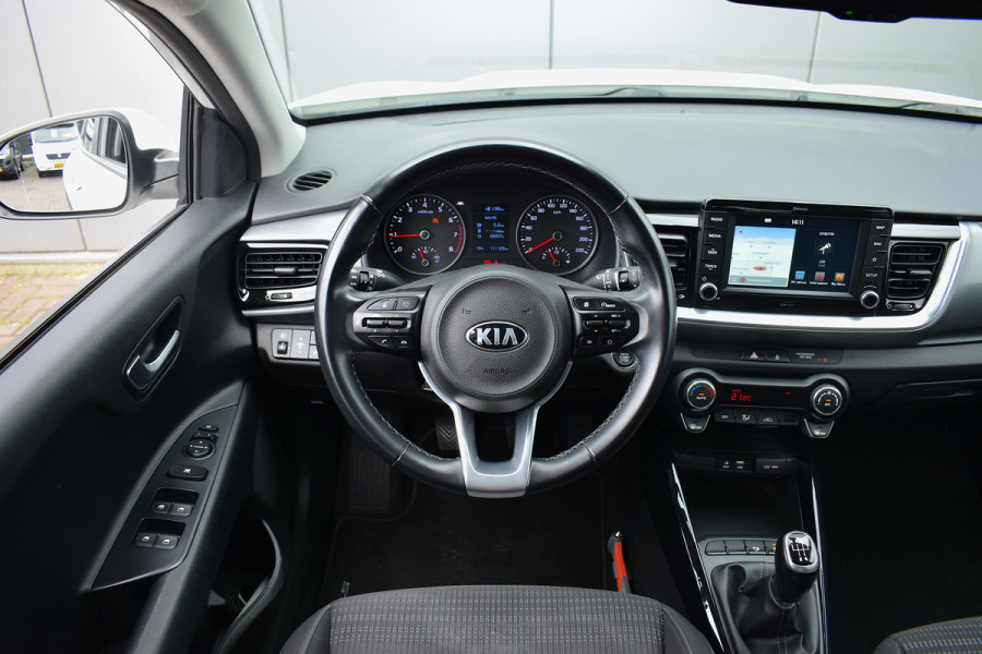 Kia Stonic 1.0 T-GDi DynamicPlusLine | Trekhaak | Apple CarPlay | Camera | Climate