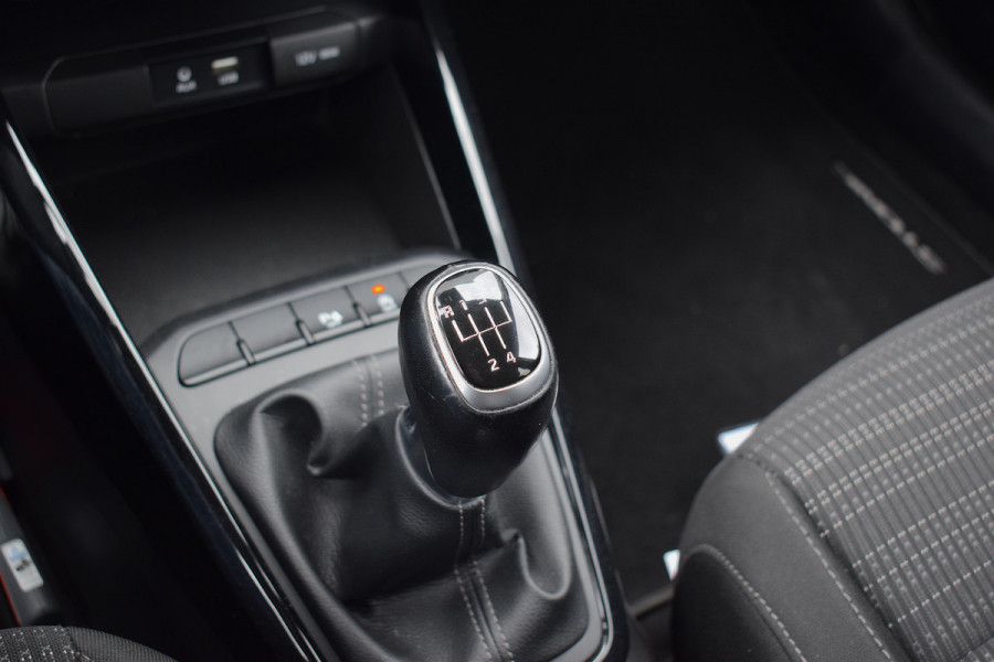 Kia Stonic 1.0 T-GDi DynamicPlusLine | Trekhaak | Apple CarPlay | Camera | Climate