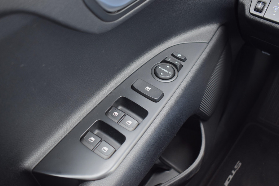 Kia Stonic 1.0 T-GDi DynamicPlusLine | Trekhaak | Apple CarPlay | Camera | Climate