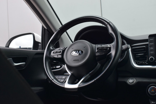 Kia Stonic 1.0 T-GDi DynamicPlusLine | Trekhaak | Apple CarPlay | Camera | Climate