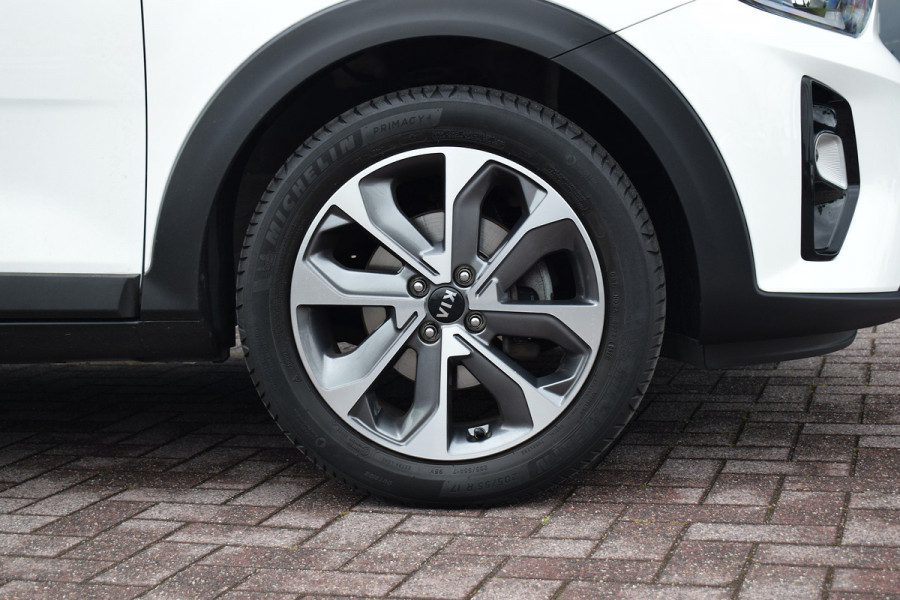 Kia Stonic 1.0 T-GDi DynamicPlusLine | Trekhaak | Apple CarPlay | Camera | Climate