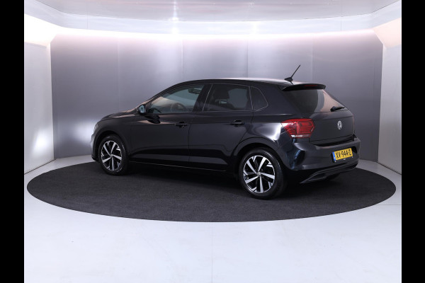 Volkswagen Polo 1.0 TSI Highline 95pk DSG| Navi| 16'LM-velgen/ 35% getint glas| Clima| getint glas