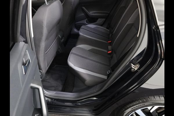 Volkswagen Polo 1.0 TSI Highline 95pk DSG| Navi| 16'LM-velgen/ 35% getint glas| Clima| getint glas
