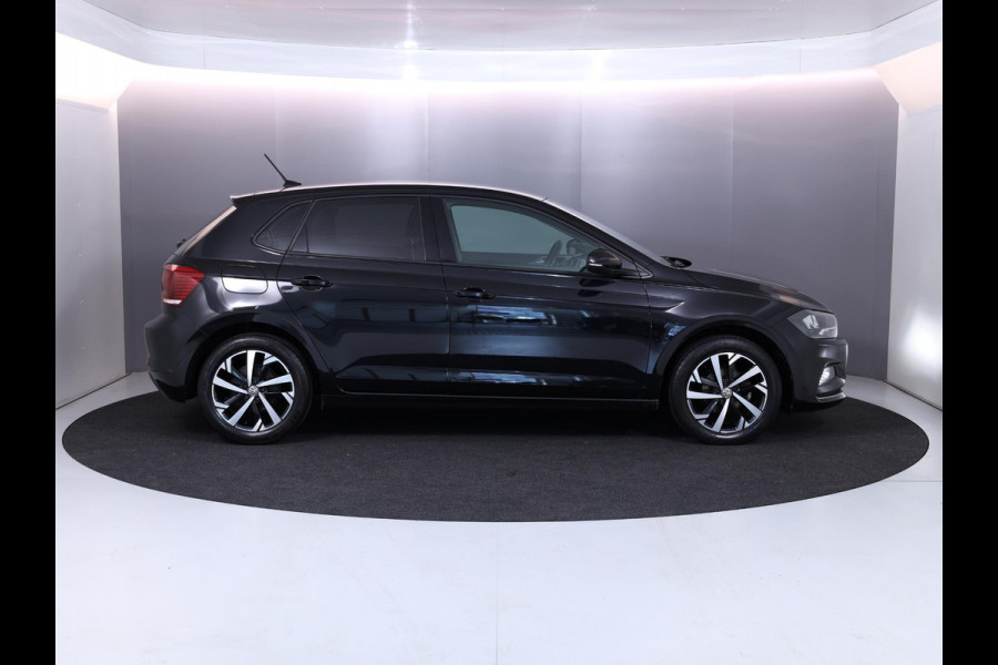 Volkswagen Polo 1.0 TSI Highline 95pk DSG| Navi| 16'LM-velgen/ 35% getint glas| Clima| getint glas