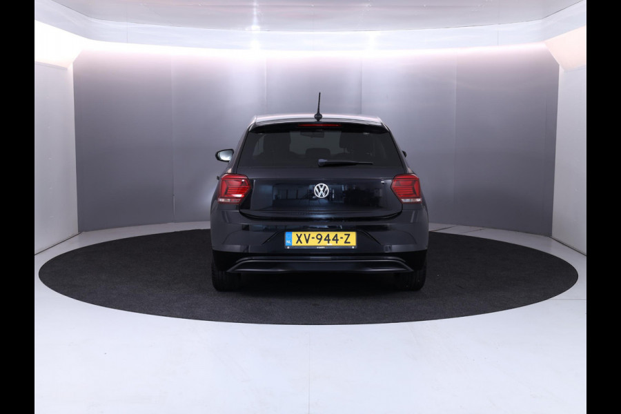 Volkswagen Polo 1.0 TSI Highline 95pk DSG| Navi| 16'LM-velgen/ 35% getint glas| Clima| getint glas