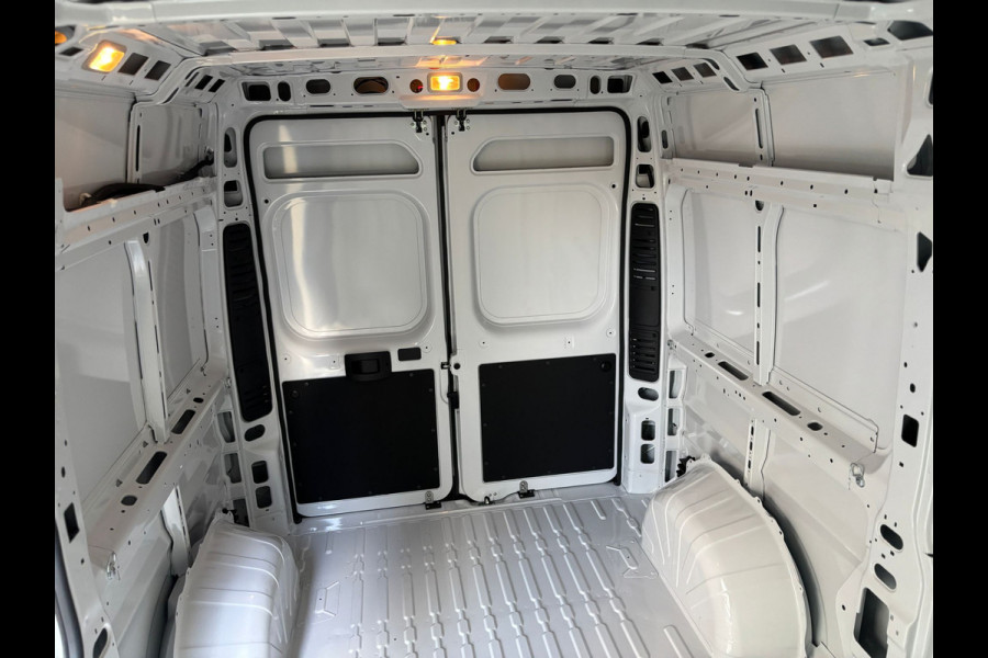 Fiat Ducato 35 L2H2 140 PK S&S ( BPM VRIJ ) AIRCO CRUISE CONTROL PDC ACHTER ARMSTEUN DAB RADIO