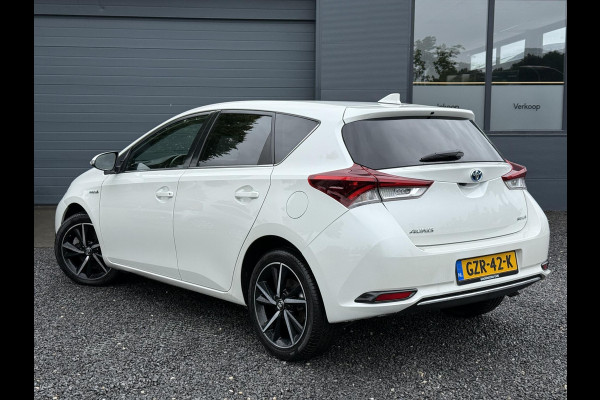 Toyota Auris 1.8 Hybrid Dynamic Go 1e Eigenaar,Navi,Camera,Lm Velgen,136pk,Weinig Km,Apk tot 05-2027