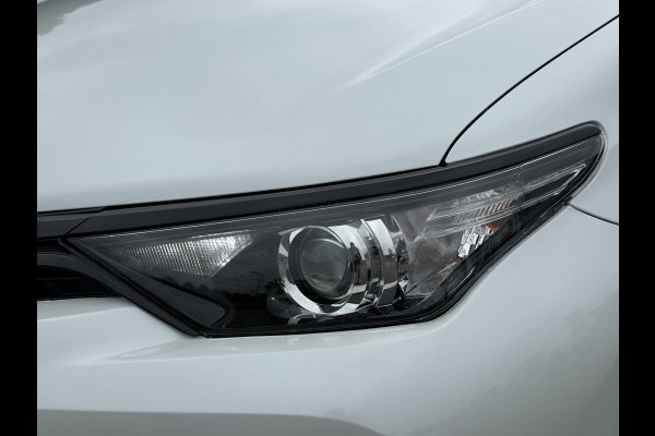 Toyota Auris 1.8 Hybrid Dynamic Go 1e Eigenaar,Navi,Camera,Lm Velgen,136pk,Weinig Km,Apk tot 05-2027
