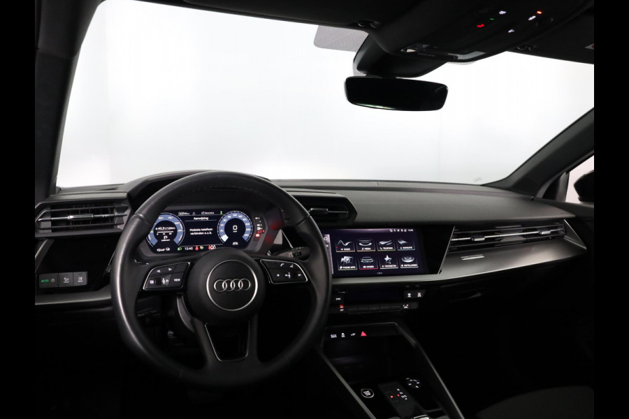 Audi A3 Sportback 45 TFSI e S edition 245 pk S-tronic Plug in Hybrid |  |18'LM-VELGEN  Navigatie via App | Parkeersensoren achter | Achteruitrijcamera | Cruise control | Full-LED koplampen |Private lease vanaf € 697,- pm