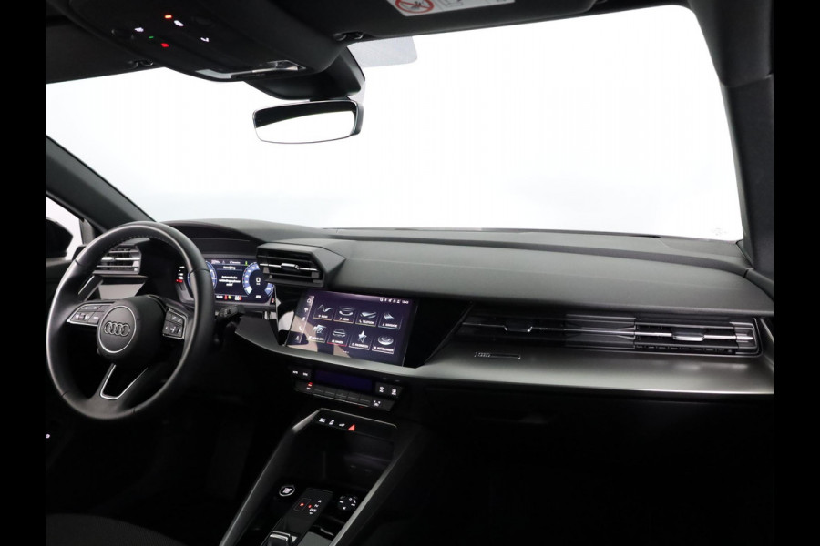 Audi A3 Sportback 45 TFSI e S edition 245 pk S-tronic Plug in Hybrid |  |18'LM-VELGEN  Navigatie via App | Parkeersensoren achter | Achteruitrijcamera | Cruise control | Full-LED koplampen |Private lease vanaf € 697,- pm