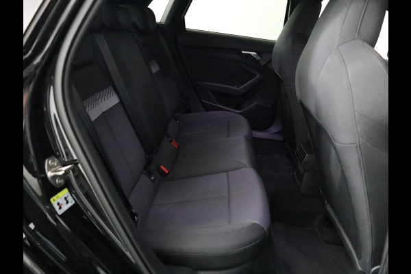 Audi A3 Sportback 45 TFSI e S edition 245 pk S-tronic Plug in Hybrid |  |18'LM-VELGEN  Navigatie via App | Parkeersensoren achter | Achteruitrijcamera | Cruise control | Full-LED koplampen |Private lease vanaf € 697,- pm