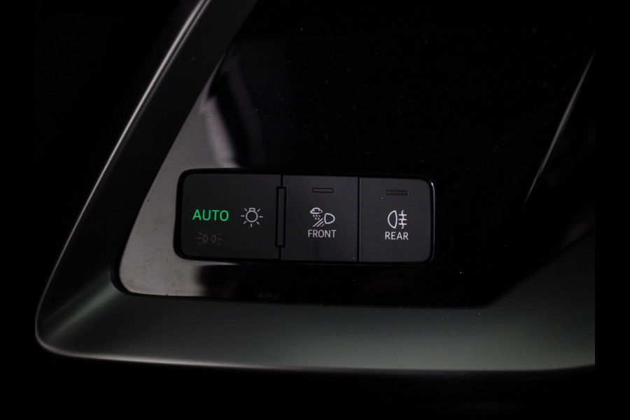 Audi A3 Sportback 45 TFSI e S edition 245 pk S-tronic Plug in Hybrid |  |18'LM-VELGEN  Navigatie via App | Parkeersensoren achter | Achteruitrijcamera | Cruise control | Full-LED koplampen |Private lease vanaf € 697,- pm