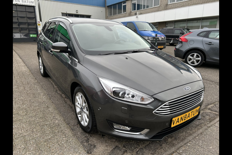 Ford FOCUS Wagon 1.5 Titanium Automaat