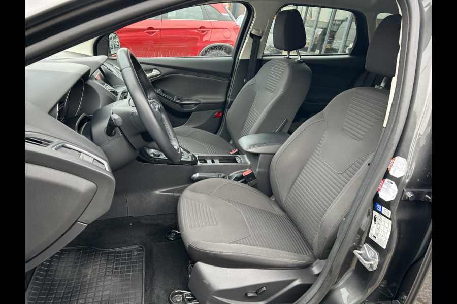 Ford FOCUS Wagon 1.5 Titanium Automaat