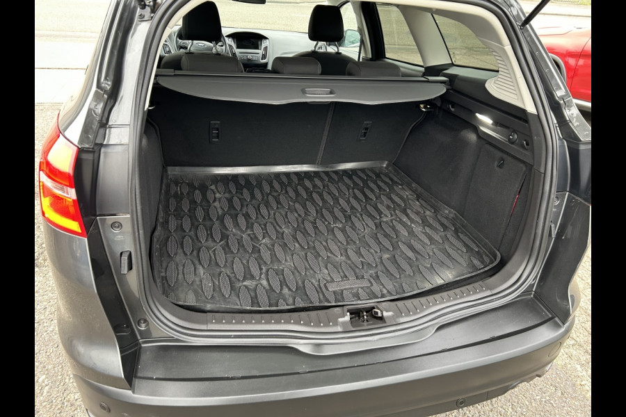Ford FOCUS Wagon 1.5 Titanium Automaat