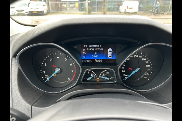 Ford FOCUS Wagon 1.5 Titanium Automaat