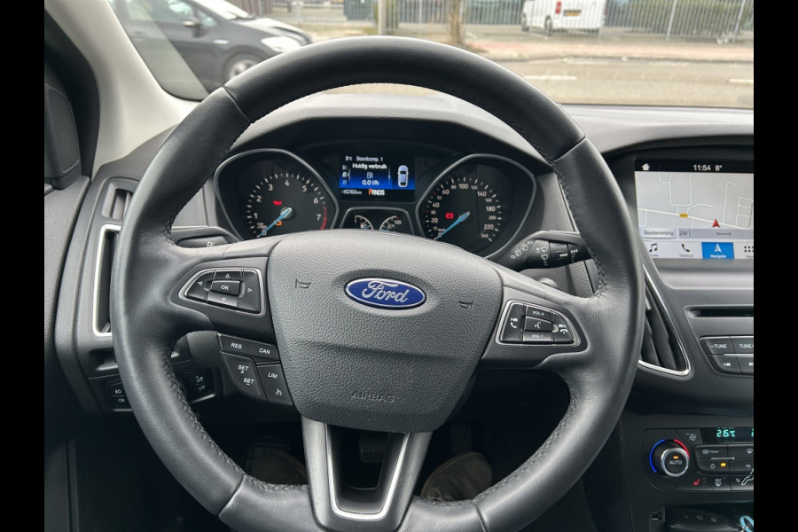 Ford FOCUS Wagon 1.5 Titanium Automaat