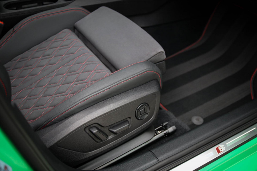 Audi A3 Sportback 45 TFSI e PHEV S Edition S-line 245pk S-Tronic! Panoramadak|Virtual Cockpit|Kuipstoelen elektrisch|Matrix|Black