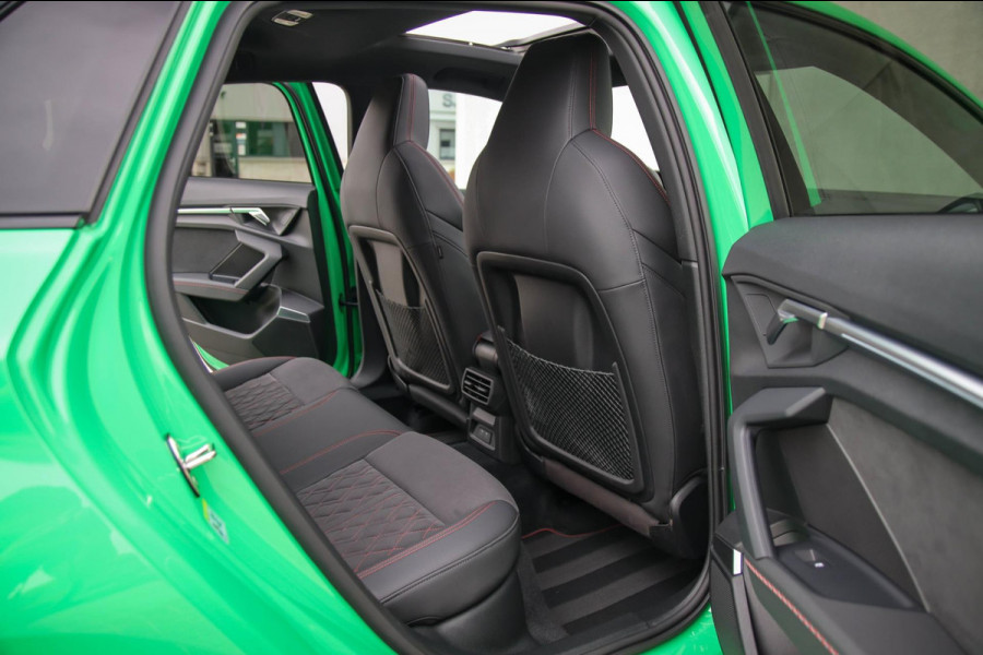Audi A3 Sportback 45 TFSI e PHEV S Edition S-line 245pk S-Tronic! Panoramadak|Virtual Cockpit|Kuipstoelen elektrisch|Matrix|Black