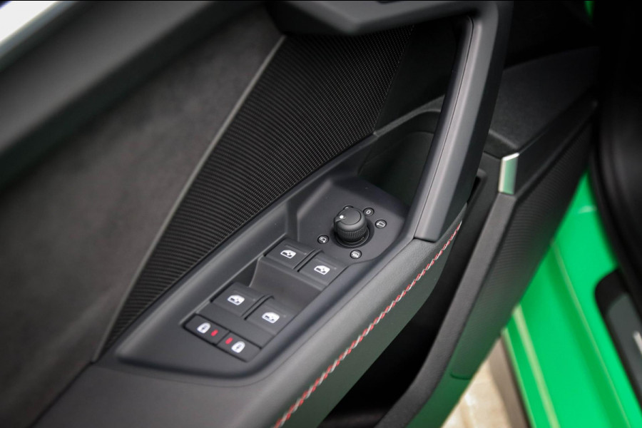 Audi A3 Sportback 45 TFSI e PHEV S Edition S-line 245pk S-Tronic! Panoramadak|Virtual Cockpit|Kuipstoelen elektrisch|Matrix|Black